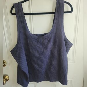 NWOT Old Navy Women's Ribbed Navy 4x Tank Top